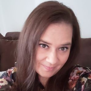 Meet your Posher, Stacy